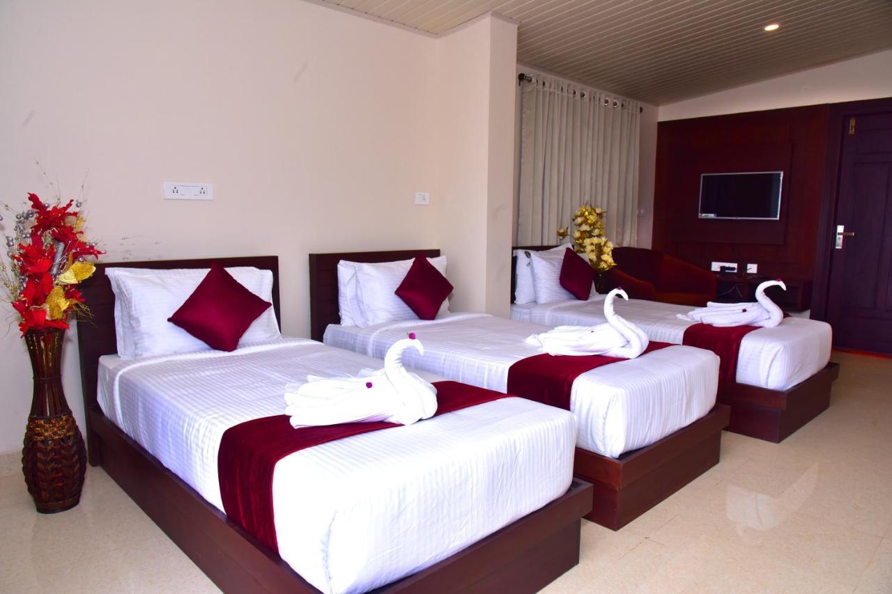 מדיקרי Hotel Coorg Palace מראה חיצוני תמונה