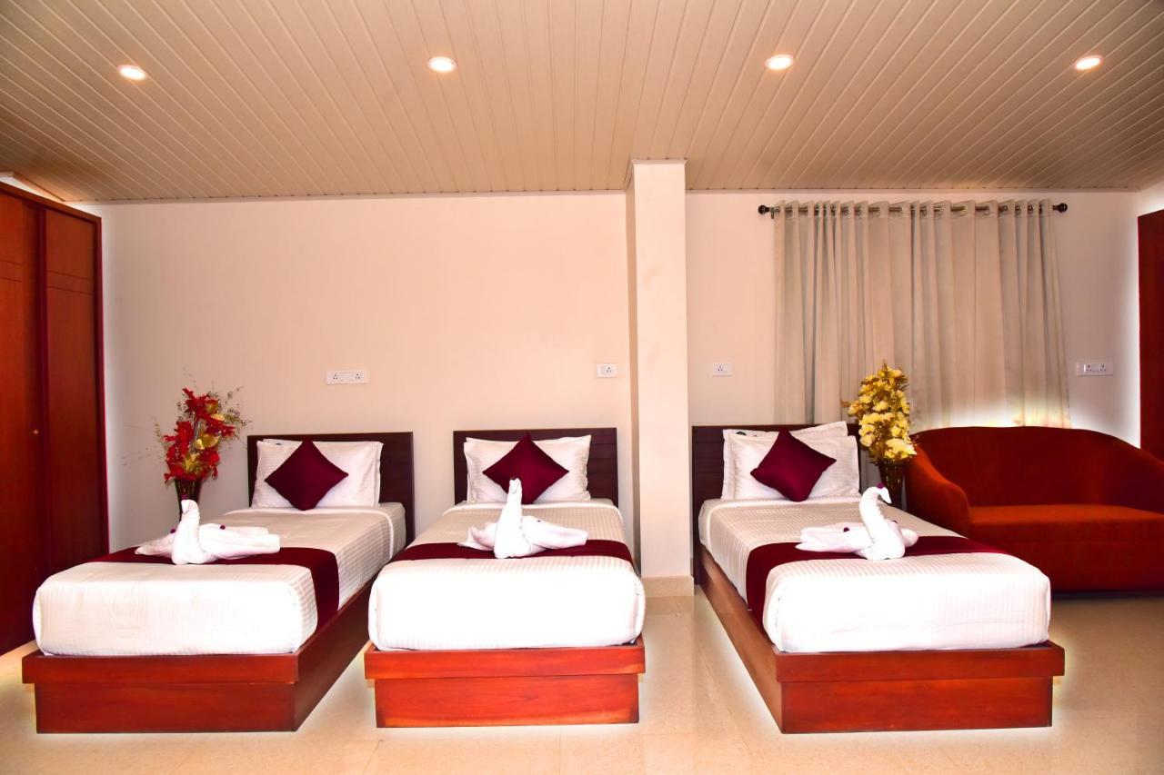 מדיקרי Hotel Coorg Palace מראה חיצוני תמונה