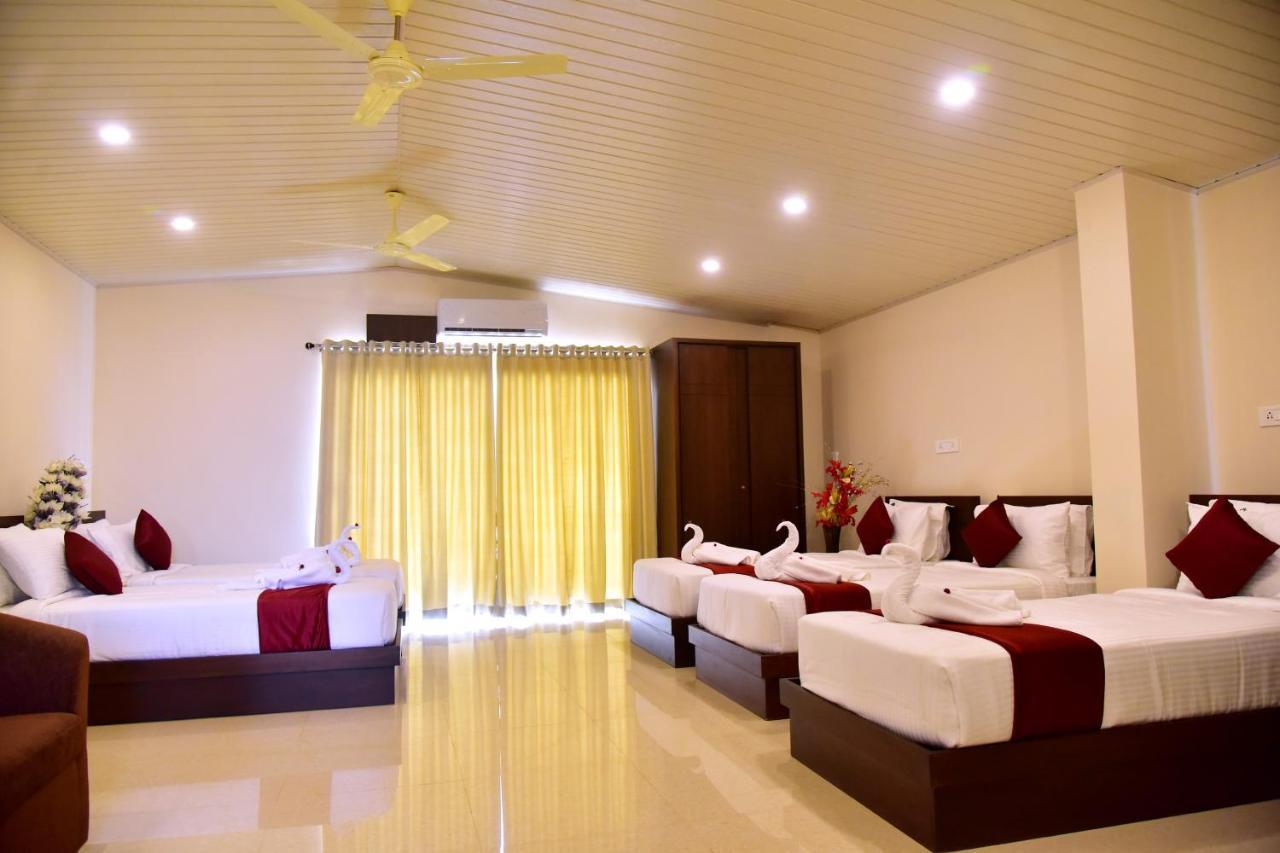מדיקרי Hotel Coorg Palace מראה חיצוני תמונה